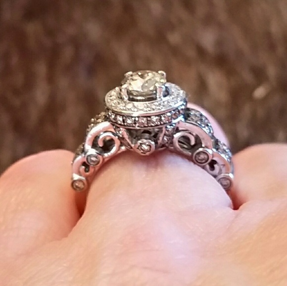 Le Vian Ladies 14KT White Gold Diamond Size 5.25 - Picture 2 of 8